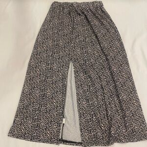animal print skirt, without tag but fits asm